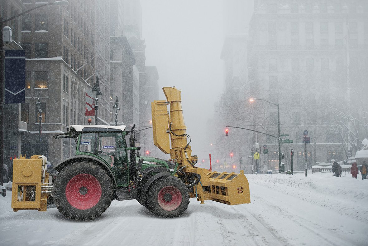 New,York,City,Manhattan,Midtown,Street,Under,The,Snow,During